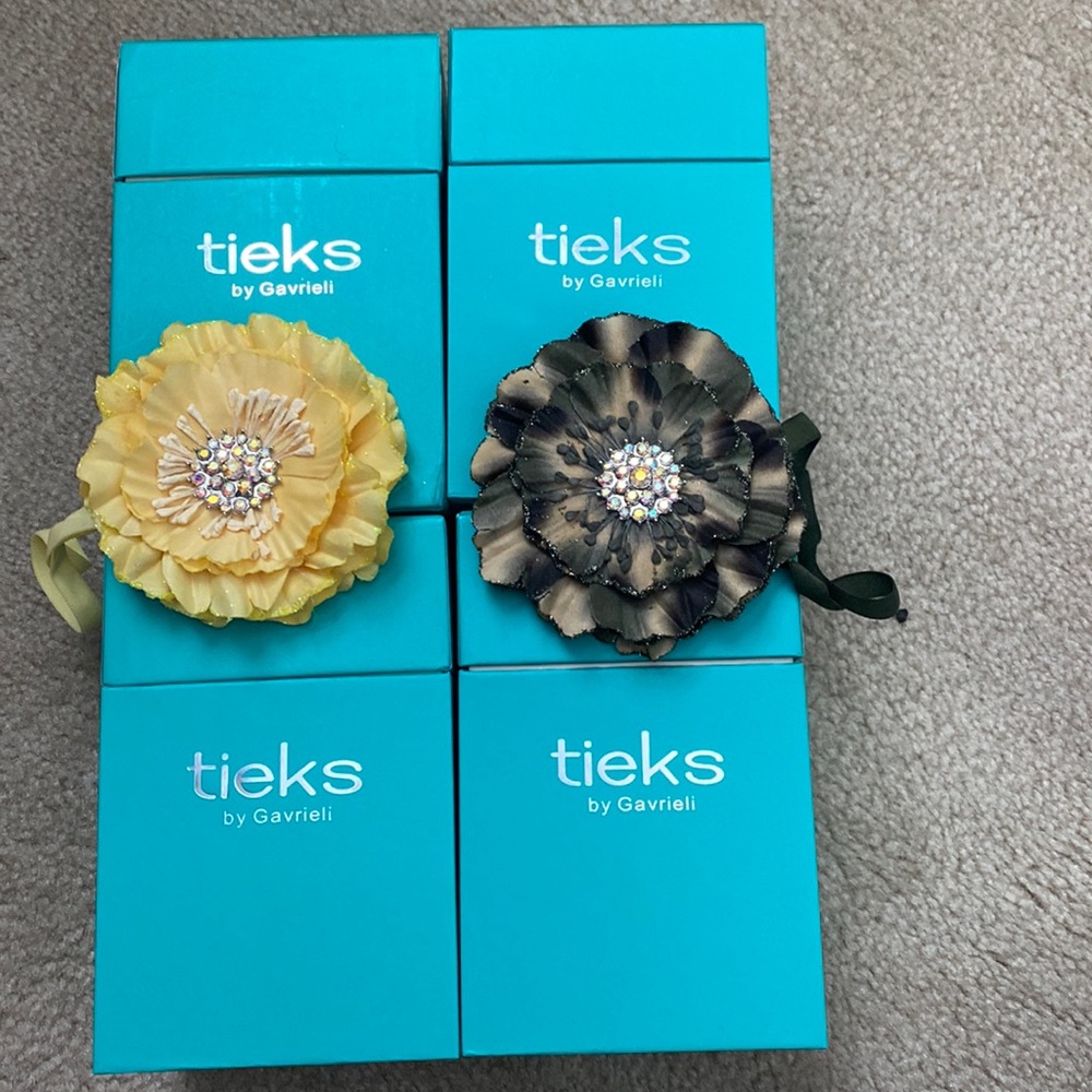 Tieks boxes and flower topper